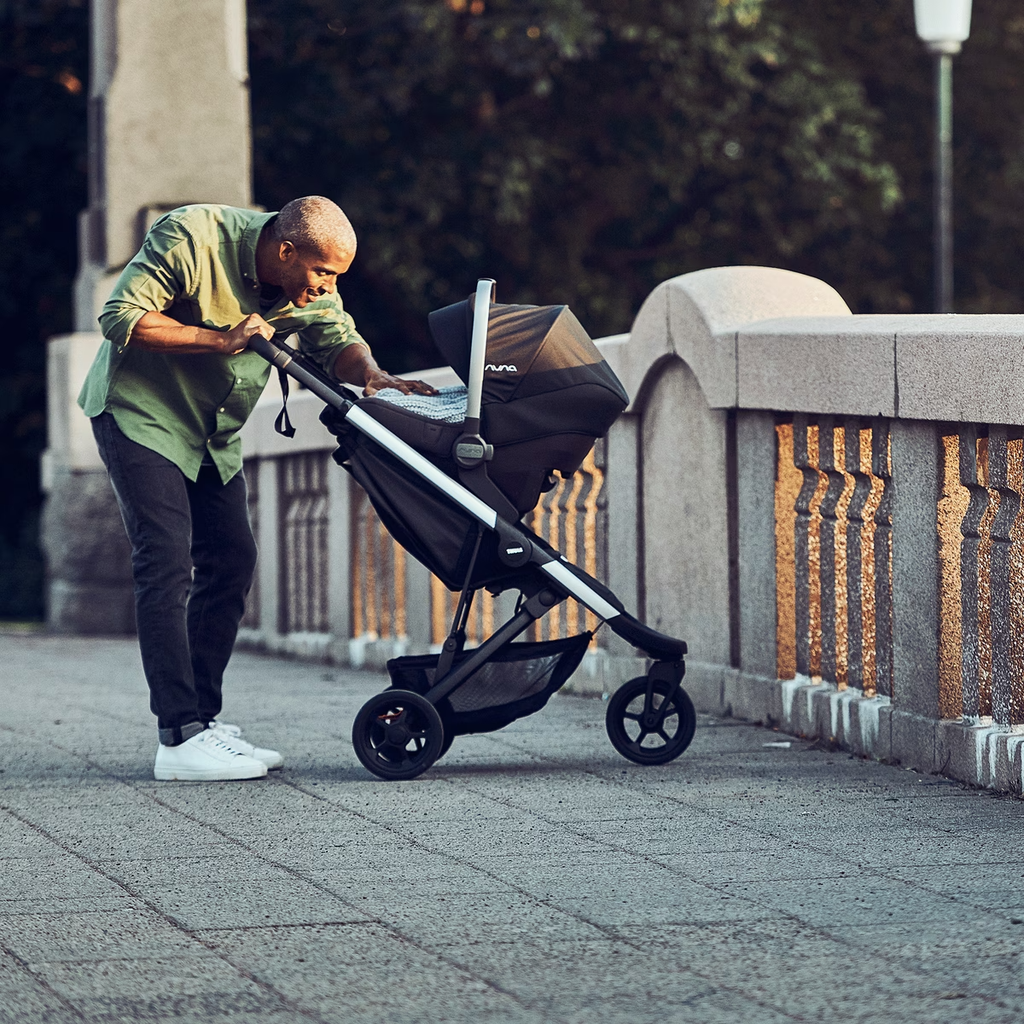 Thule Spring Stroller - Ready Kids Canada