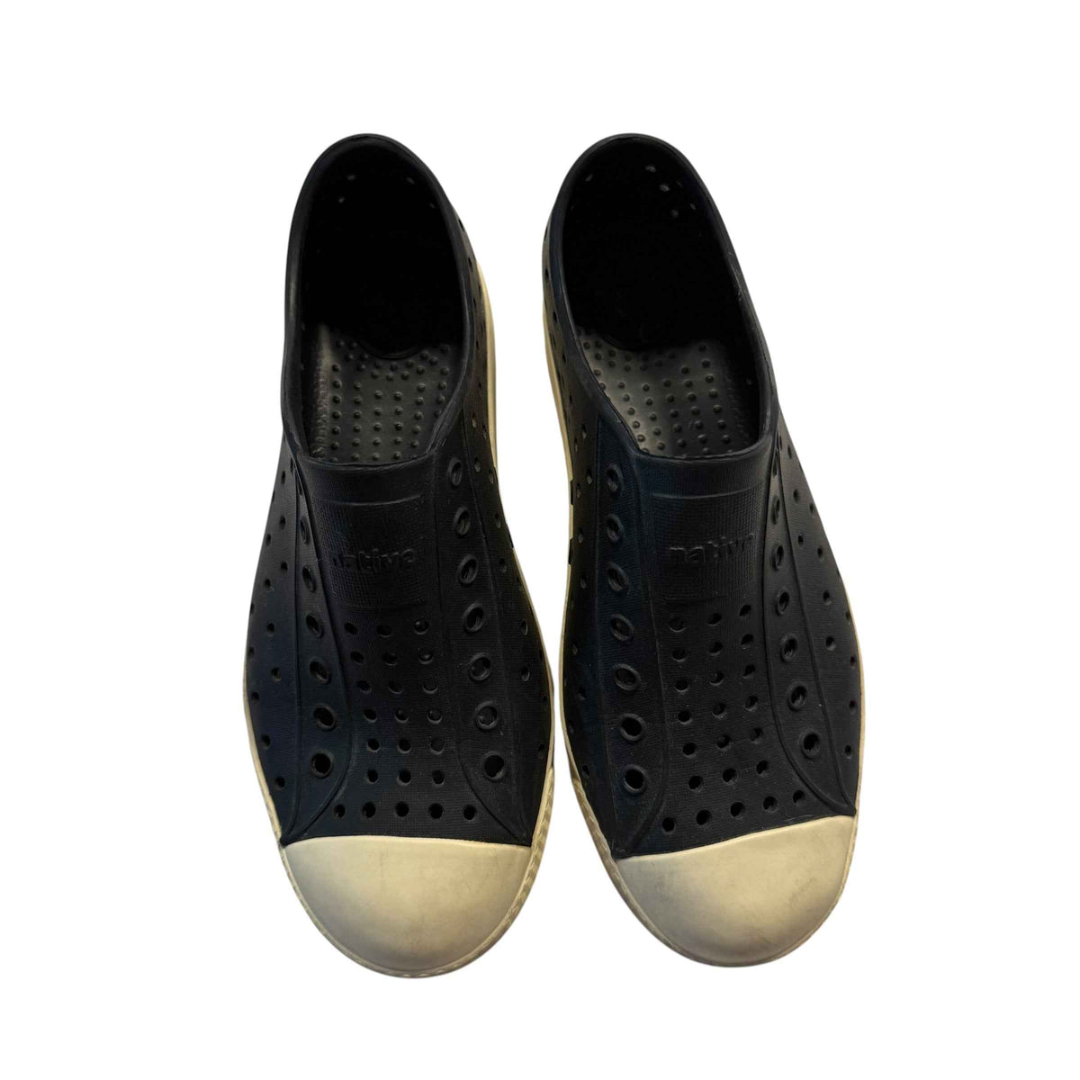 Native Shoes Jefferson Black Slip-On Sneakers Size Big Kid 2 - Ready Kids Canada