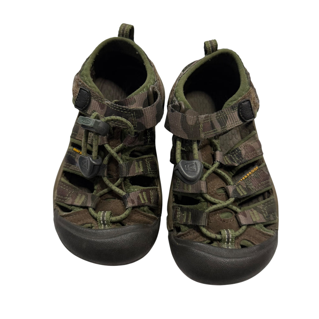 Keen Sandals Forest Camo Newport H2 Little Kid Size 10 - Ready Kids Canada