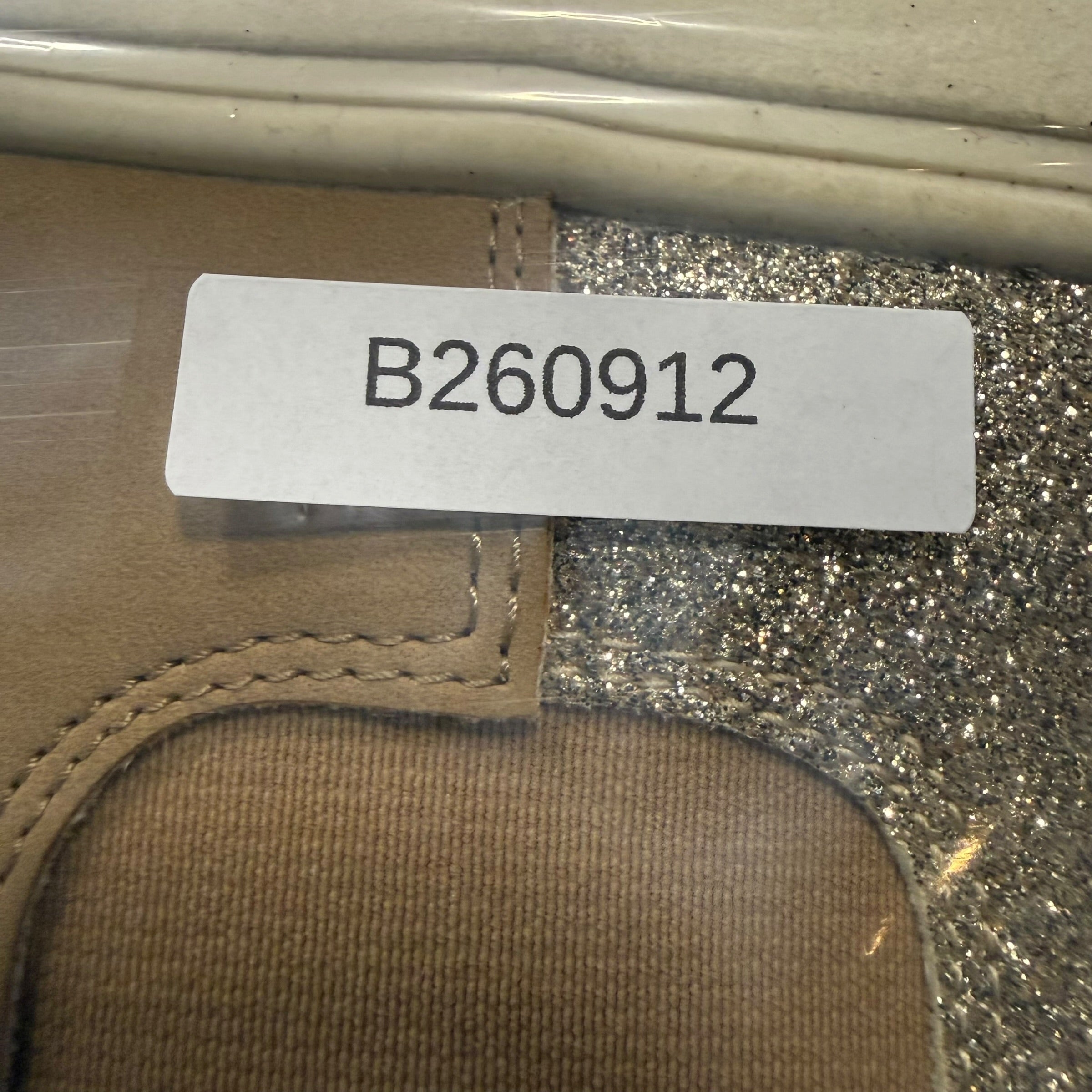 H&M Girls Beige Chelsea Boots With Fluted Sole and Gold Glitter Heel Size 3 Big Kid NEW BNWT - Ready Kids Canada