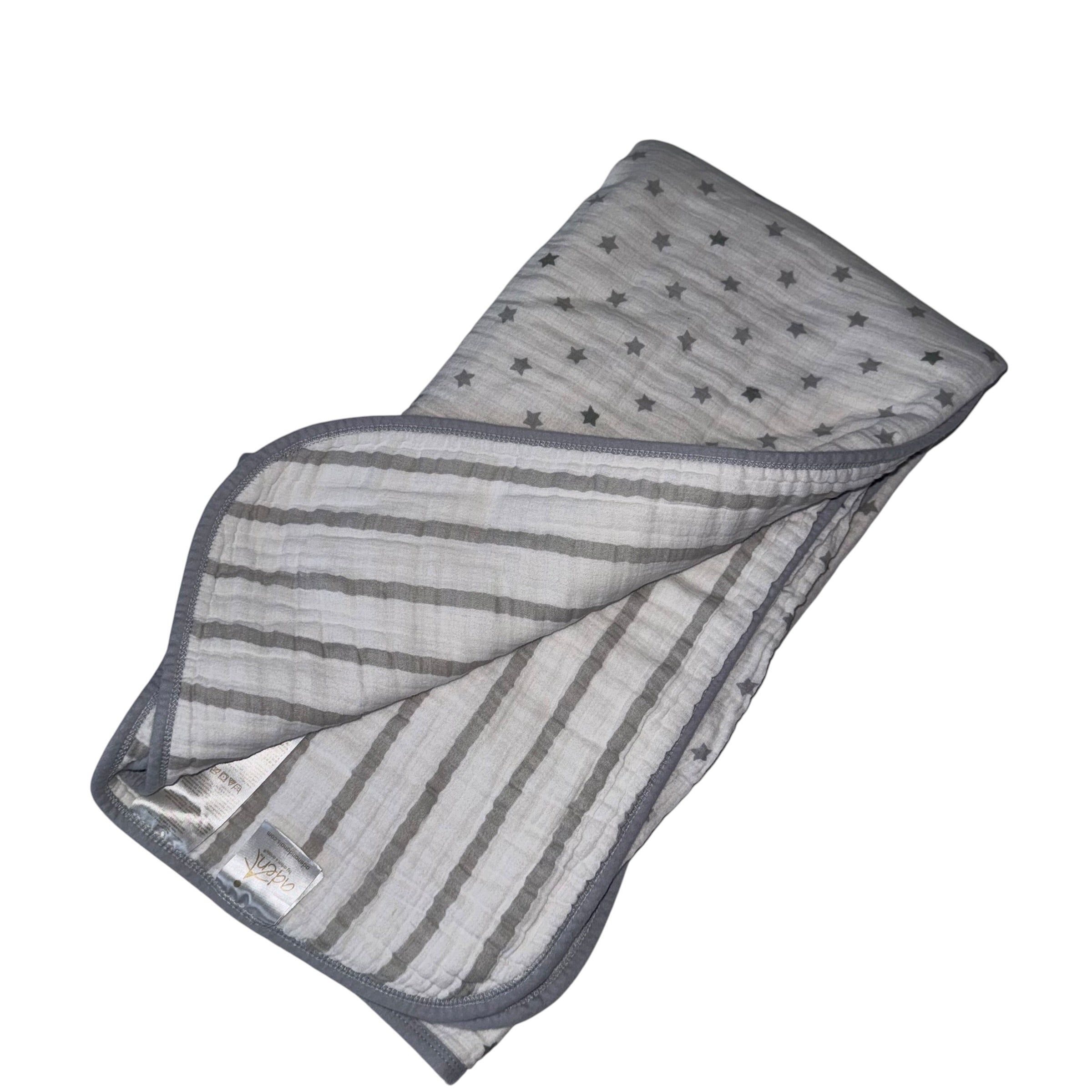 aden + anais heavy baby blanket grey white Stars and Stripes print - Ready Kids Canada