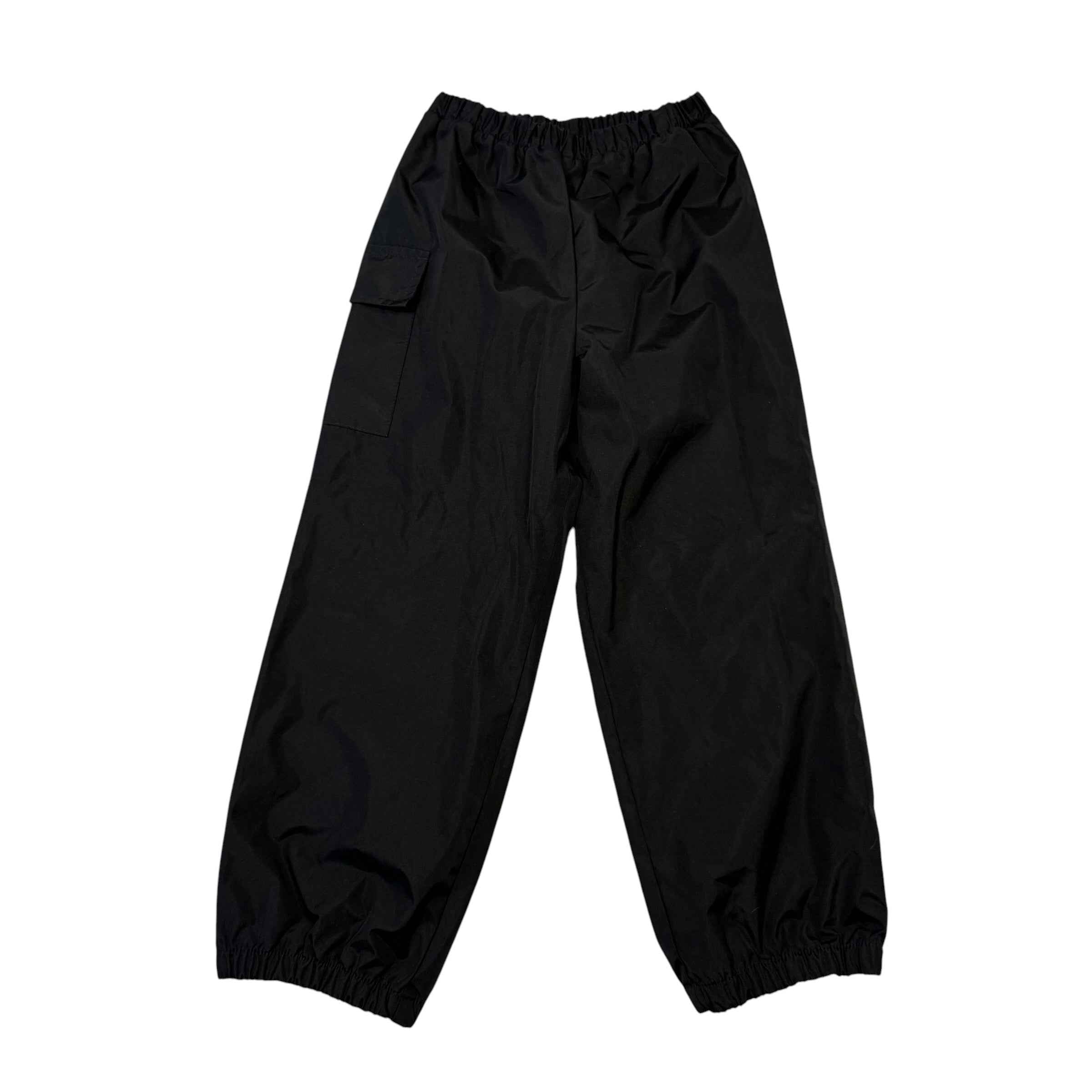 OshKosh B'gosh black windbreaker cargo pants size 5 - Ready Kids Canada