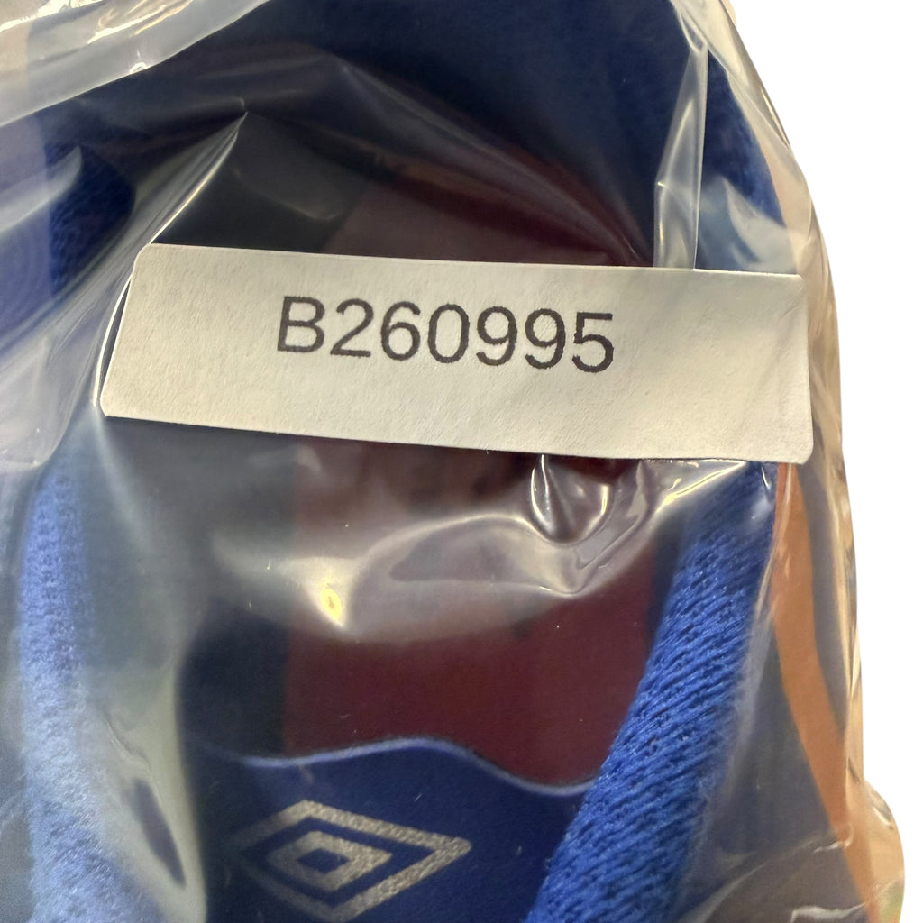Umbro Orbit Blue Indoor Soccer Shoes Youth 2.5Y - Ready Kids Canada