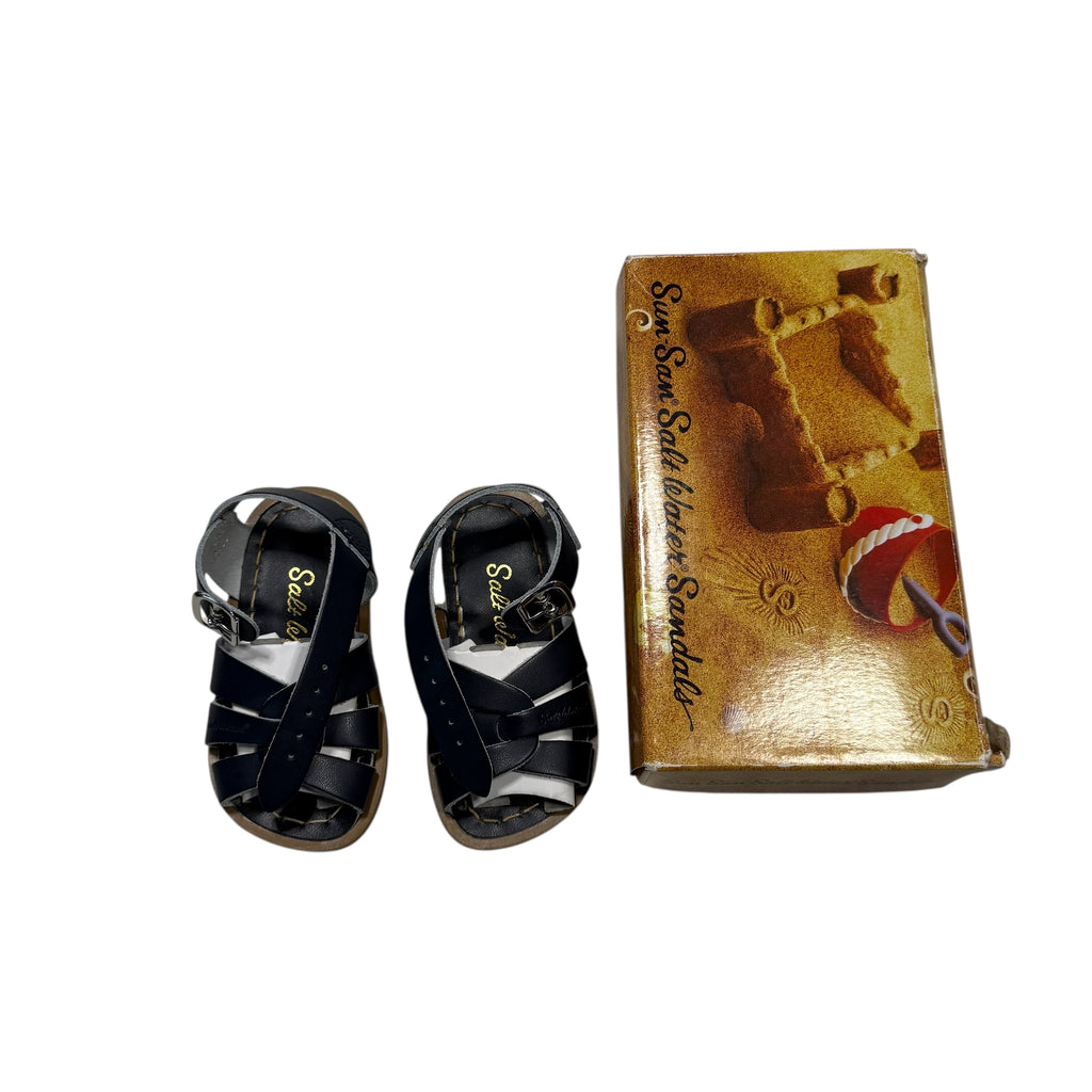 Saltwater sandals in Navy and tan leather, toddler size 5