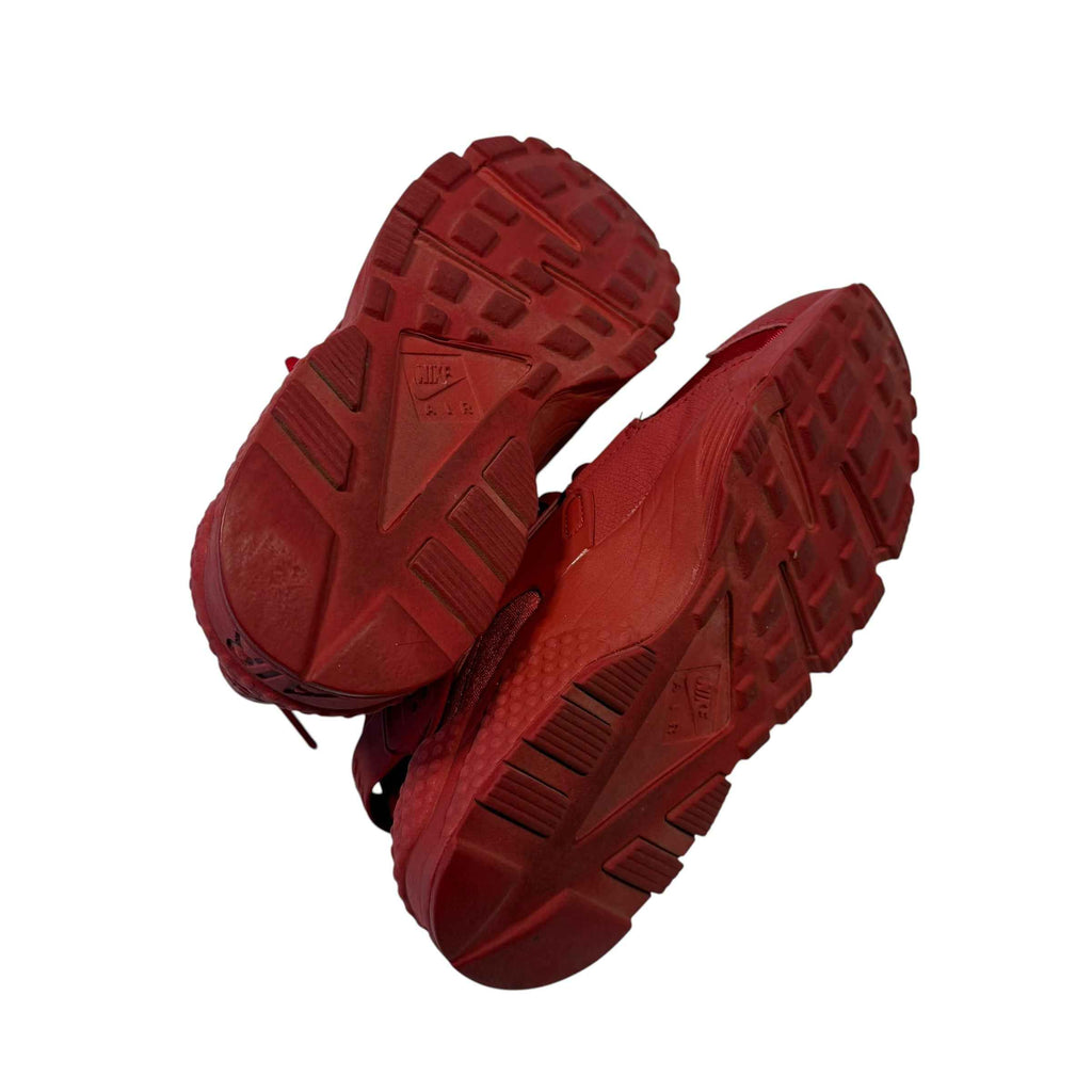 Nike Air Huarache Run "Triple Red" Lifestyle Sneakers - US 6Y Big Kids / Youth (Women's 7.5)