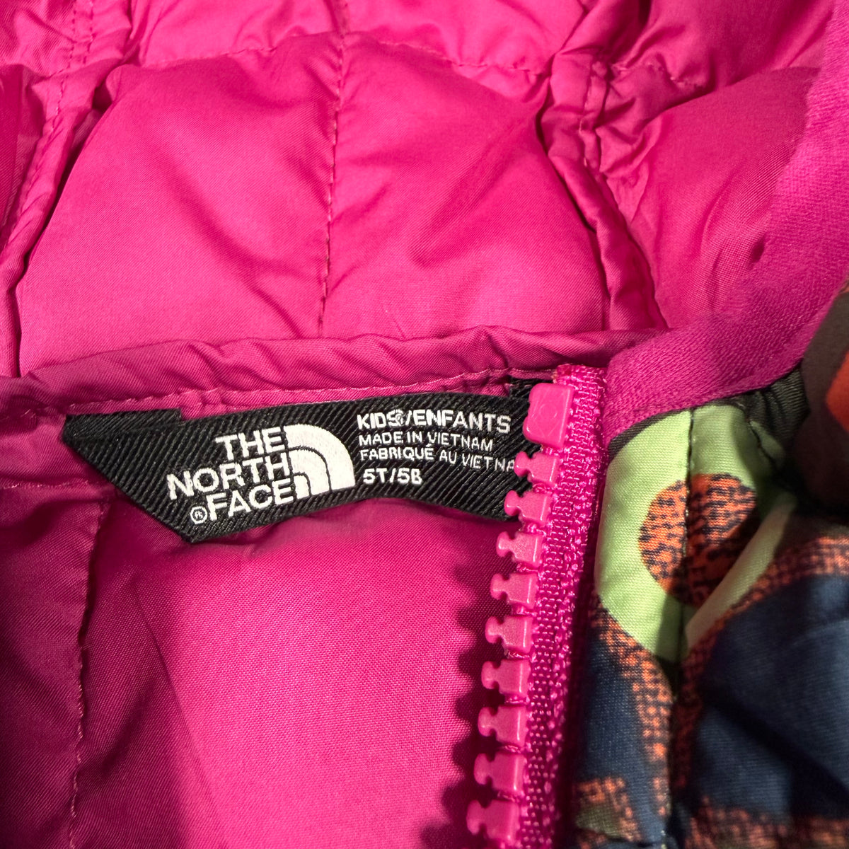 The North Face Kids Reversible Perrito Hooded Fall Puffer Jacket Size 5T Thyme TNF Forest Floral Print - Ready Kids Canada