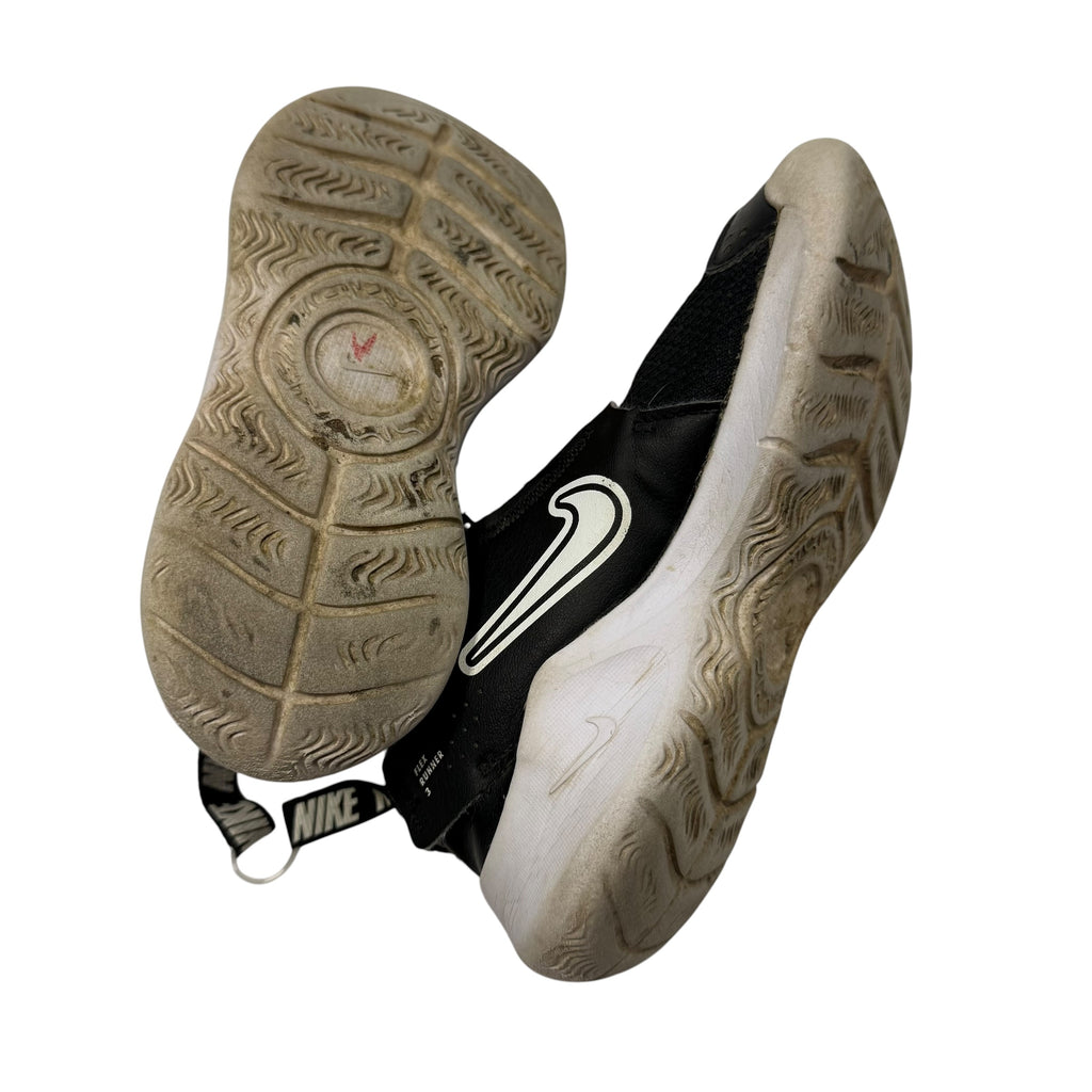 Nike Flex Runner Big Kid Size 3 Black Sneakers