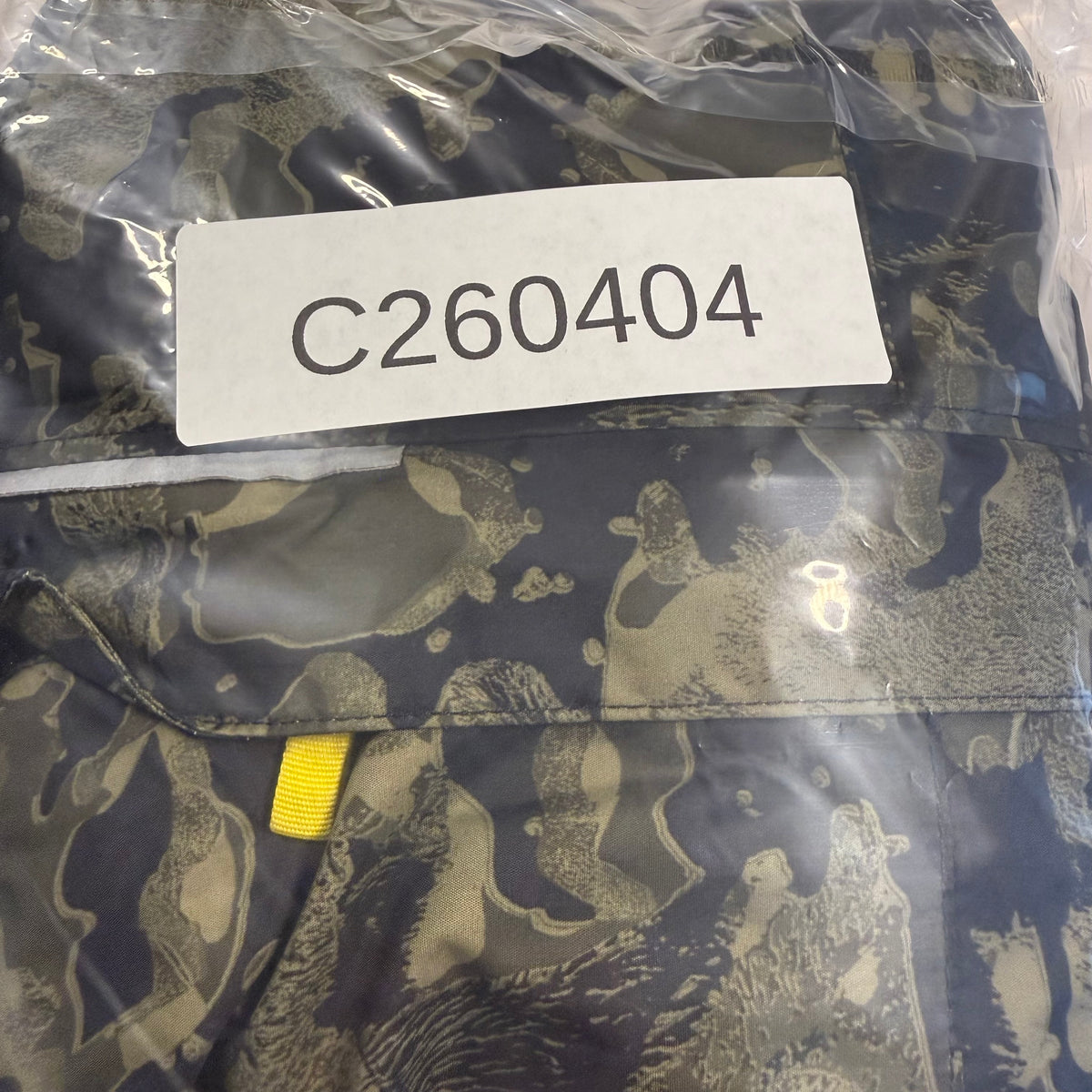 MEC Youth Aquanator Camo Rain Jacket Size 12 - Ready Kids Canada