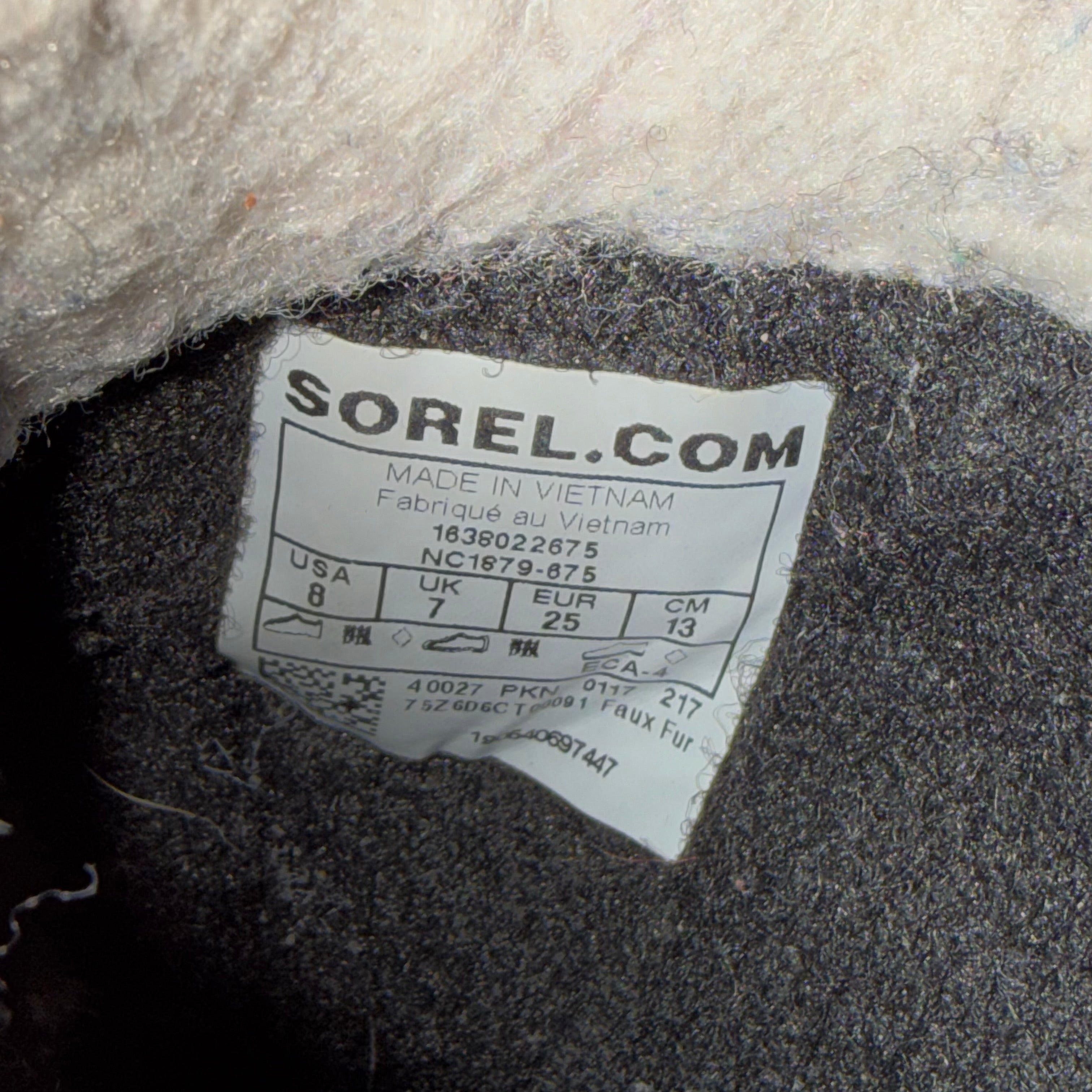 Sorel little kid size 8 winter snow boots waterproof with removable liner