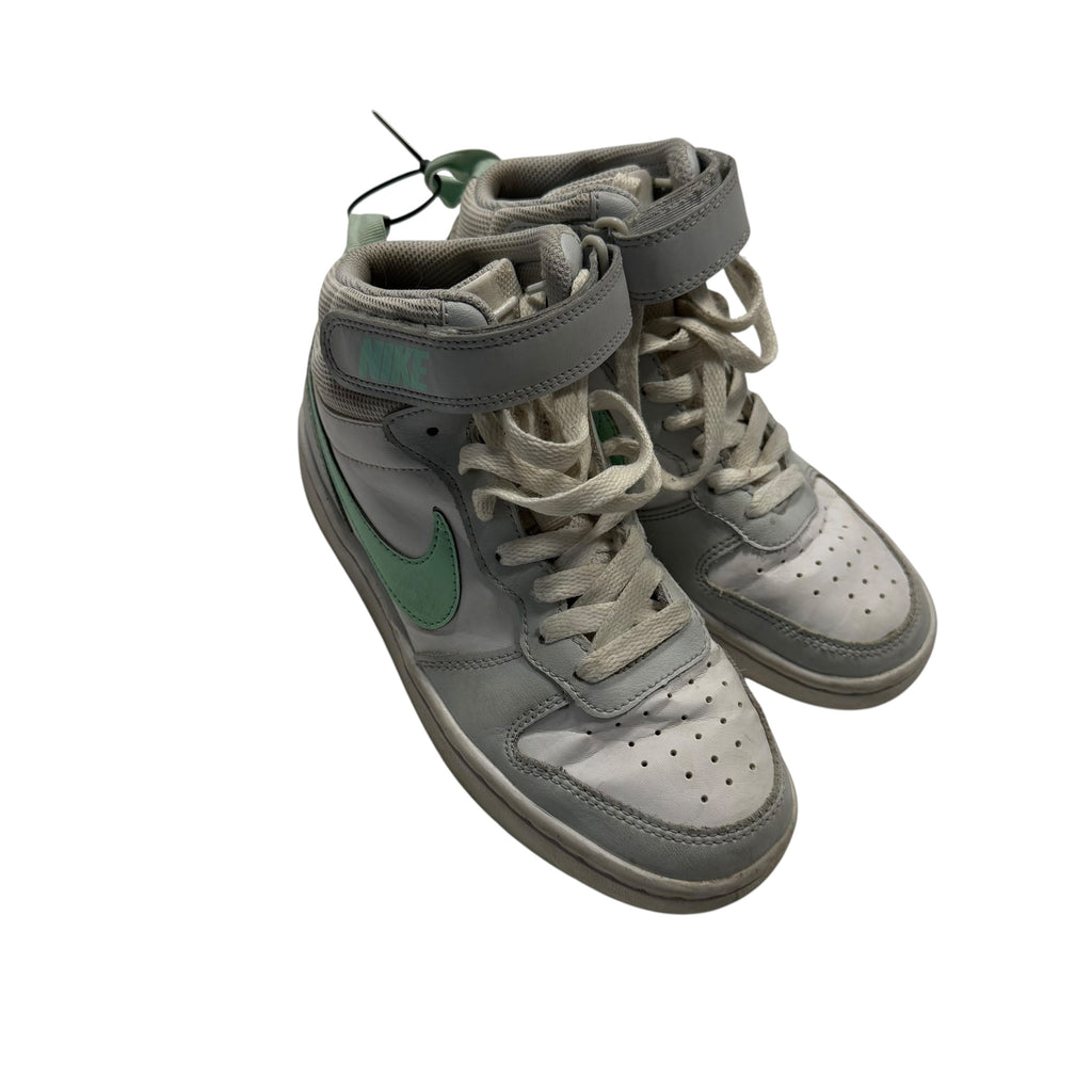 Nike Court Borough Mid 2 GS sneakers in the 'Pure Platinum Mint Foam' Big Kid 4 - Ready Kids Canada