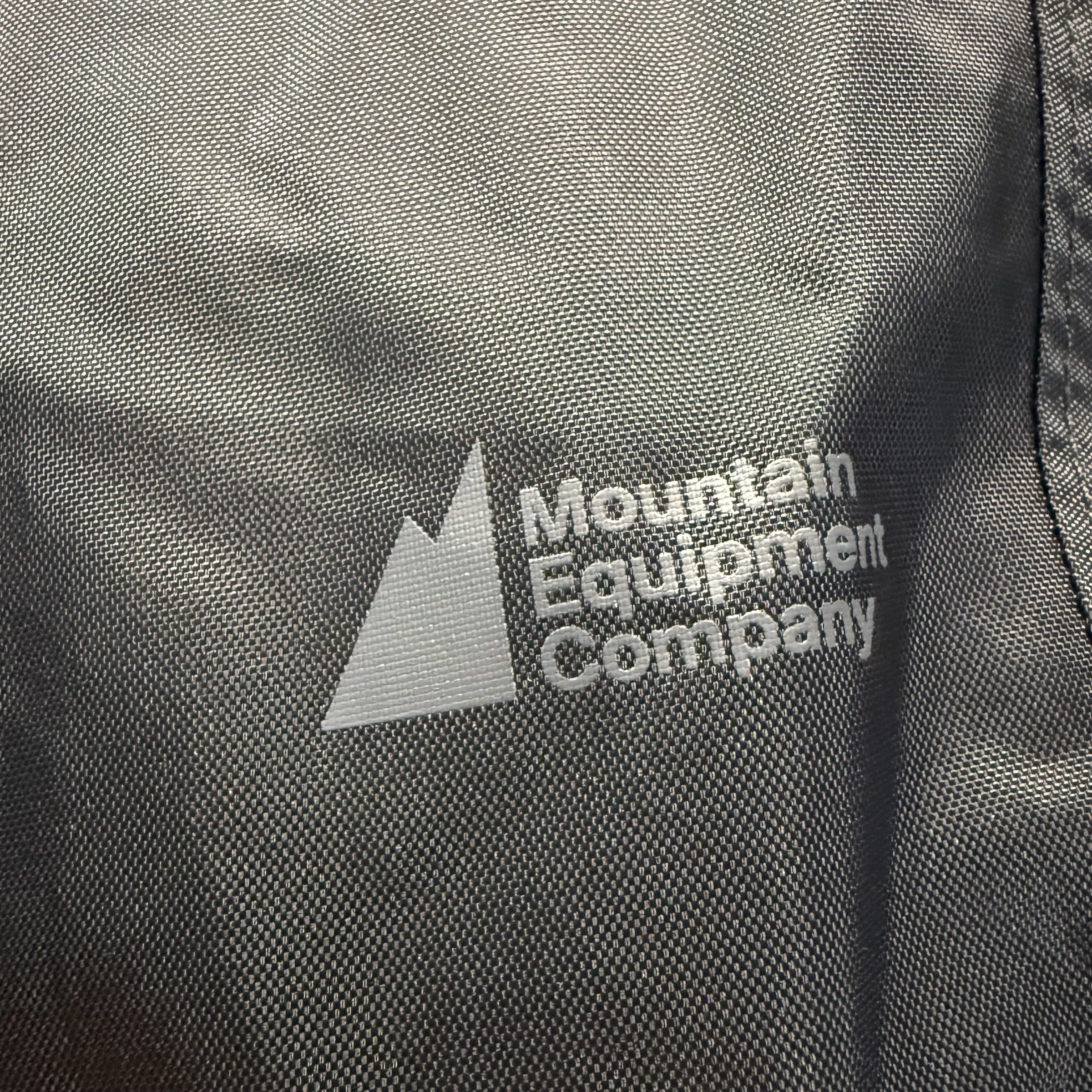 MEC heritage rain pants youth size 16 black